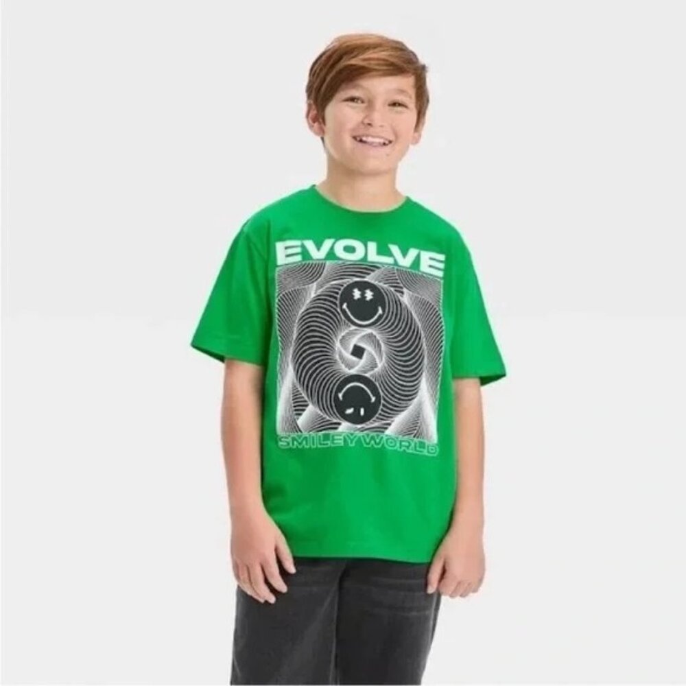 NEW Smiley World Evolve Boys Short Sleeve Shirt - Size Small (6/7)